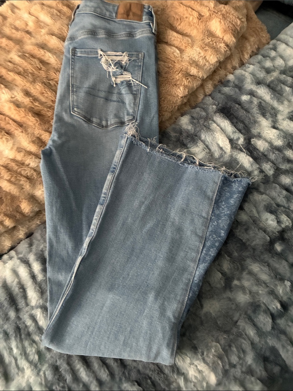 AE Light Wash Distressed Flare Jeans - Women - Picture 9 of 12